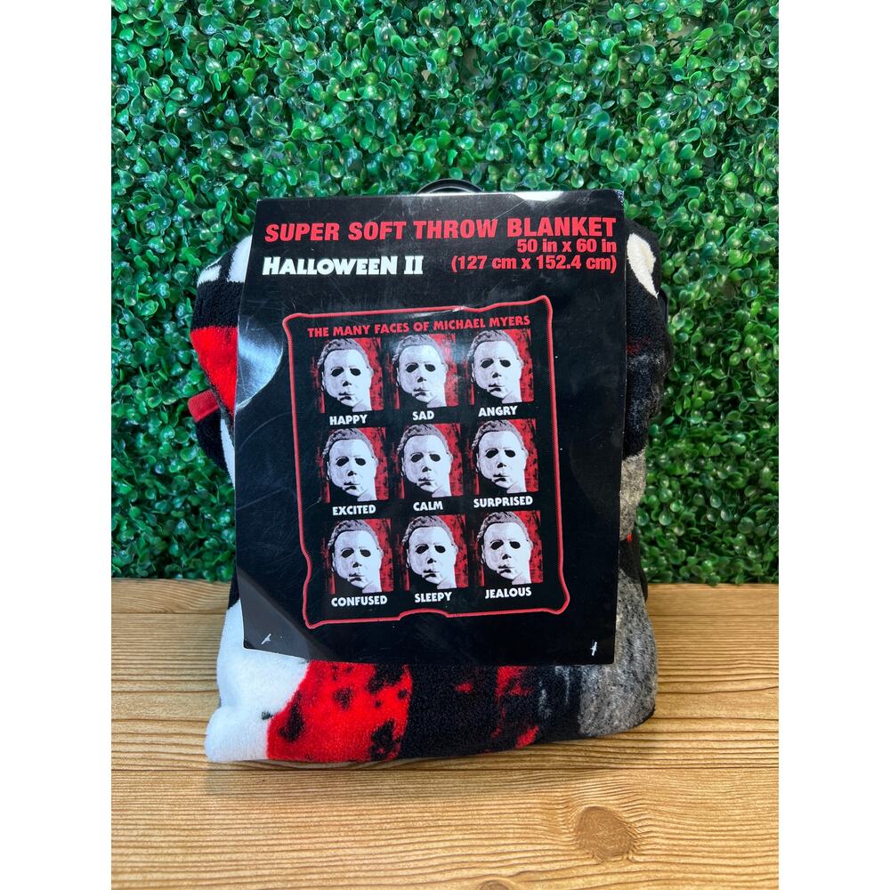 NWT Halloween II Michael Myers Feelings 50x60 Super Soft Throw Blanket New Gift